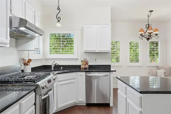 6515 Sans Souci CV, Austin, TX 78759