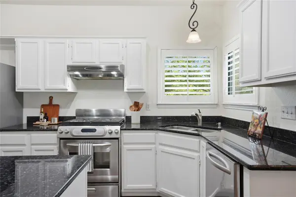 6515 Sans Souci CV, Austin, TX 78759