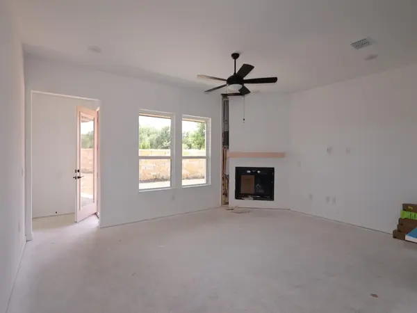 853 Corvallis DR, Leander, TX 78641
