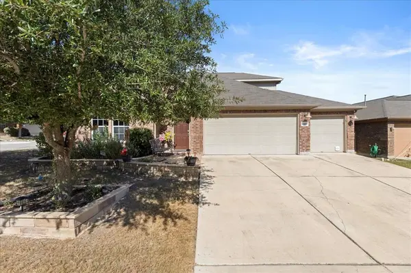 349 Razzmatazz TRL, Buda, TX 78610