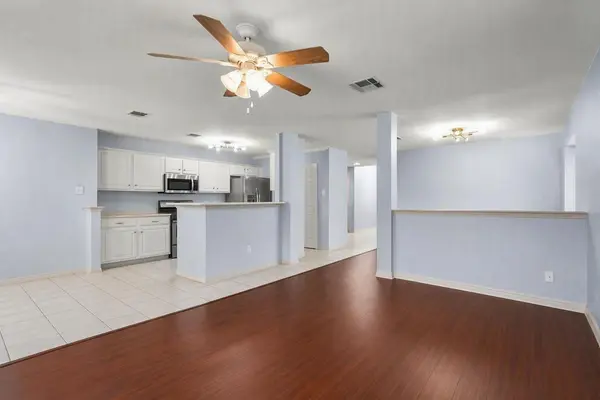 1512 Dillon Lake BND, Leander, TX 78641