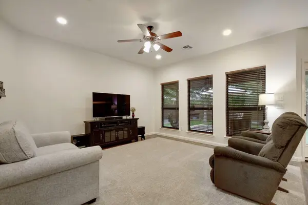 2251 Hazelwood DR, New Braunfels, TX 78130