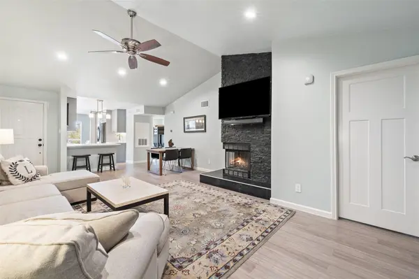2450 Wickersham LN #302, Austin, TX 78741