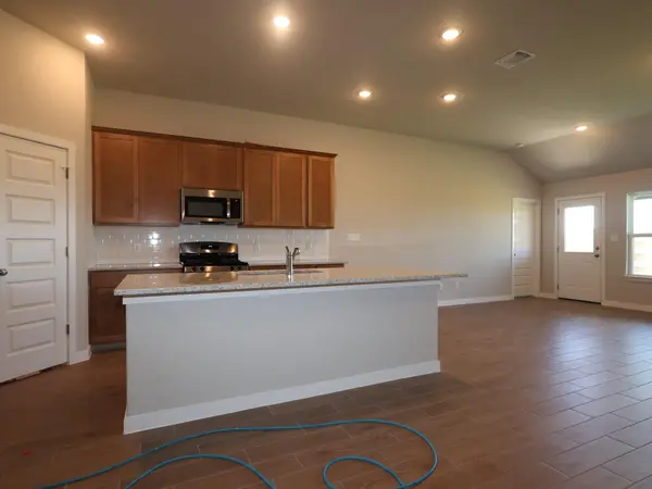 10205 Majestic Hawk WAY, Buda, TX 78610