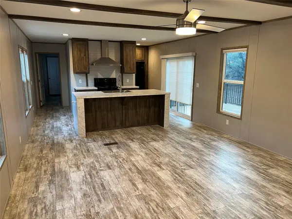 11369 Mountain Top CIR, Jonestown, TX 78645