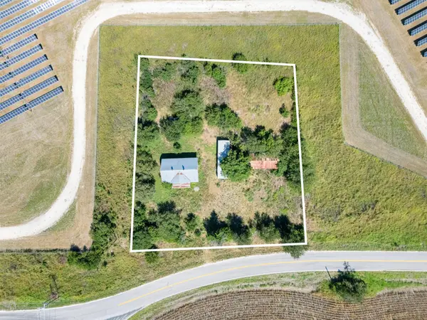 18008 Manda Carlson RD, Coupland, TX 78615