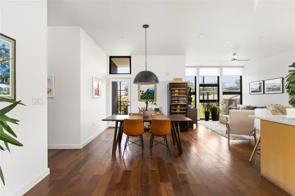 1322 E 12th ST #202, Austin, TX 78702