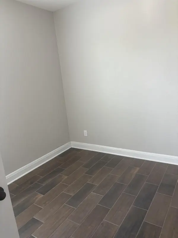 220 S Rocroi DR, Georgetown, TX 78626