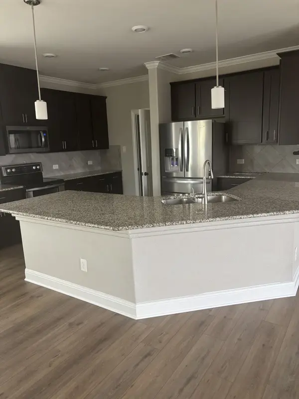 220 S Rocroi DR, Georgetown, TX 78626