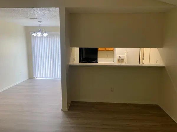 523 Greenlawn BLVD, Round Rock, TX 78664