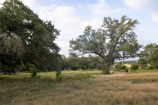 240 Lanier Ranch RD #B, Driftwood, TX 78619