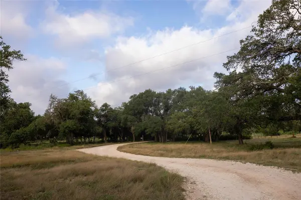 240 Lanier Ranch RD #B, Driftwood, TX 78619