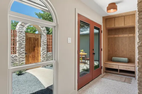 4901 Saddle DR, Austin, TX 78727