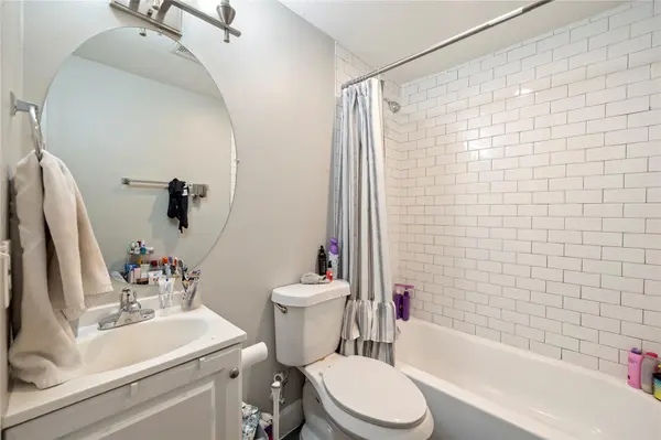 201 West 31st ST #E, Austin, TX 78705