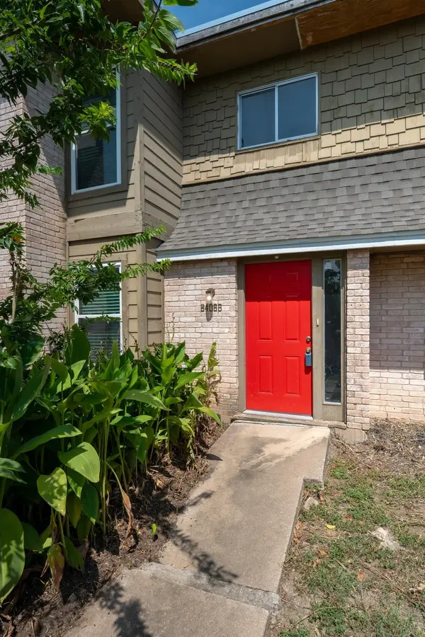 6406 Chimney Creek CIR #B, Austin, TX 78723