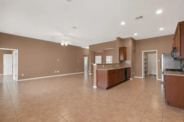 354 Camelia PKWY, Kyle, TX 78640