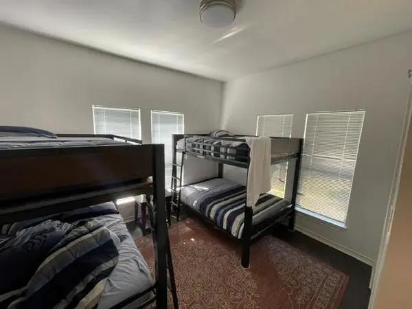 1500 E 2nd ST, Austin, TX 78702
