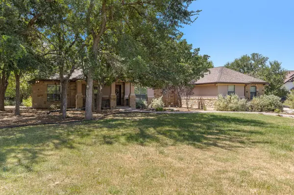 165 Silverado DR, Georgetown, TX 78633