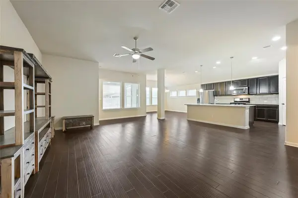 104 Swift Water LOOP, Bastrop, TX 78602