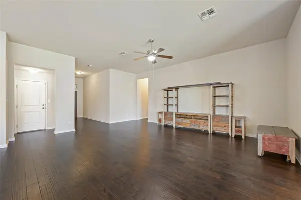 104 Swift Water LOOP, Bastrop, TX 78602