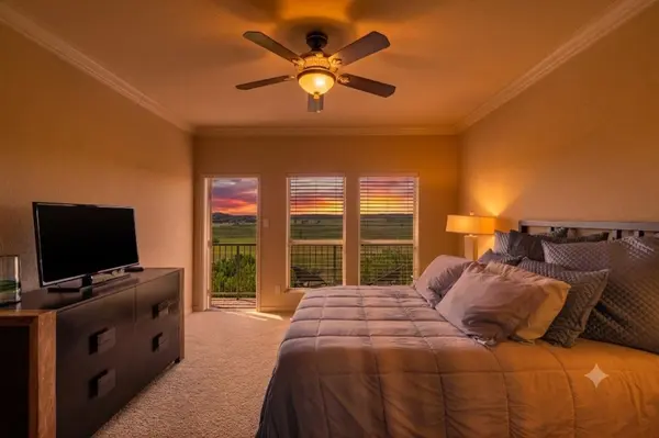 970 Parkview DR, Canyon Lake, TX 78133