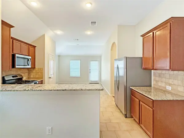 437 Travertine TRL, Buda, TX 78610