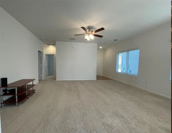 340 Kenai Dr DR, Kyle, TX 78640