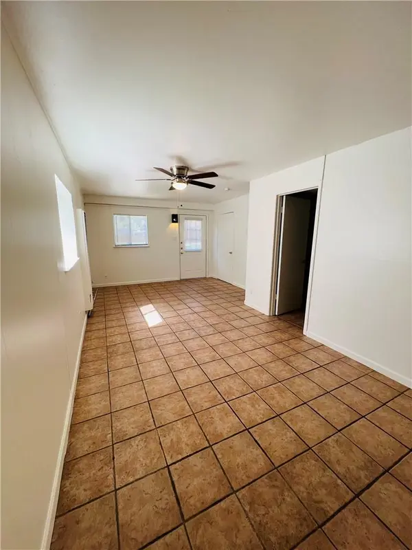 1914 Cullen Ave #B, Austin, TX 78757