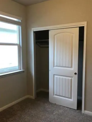 221 Naset DR, Georgetown, TX 78626