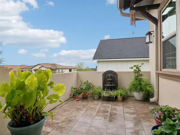 125 Waving Muhly DR, San Marcos, TX 78666