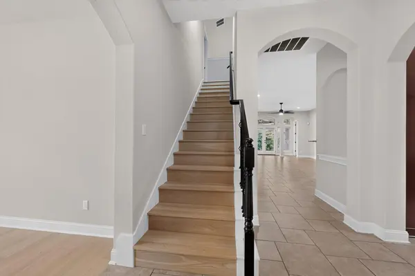 4804 Taurus WALK, Austin, TX 78738
