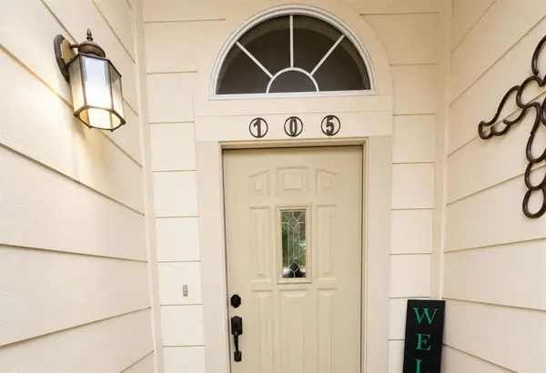105 Quartz DR, Jarrell, TX 76537