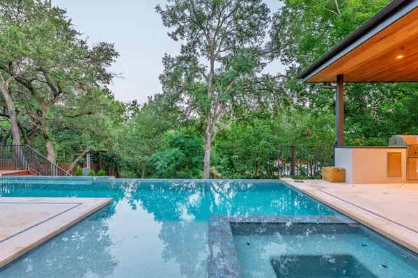 405 Honeycomb RDG, Austin, TX 78746