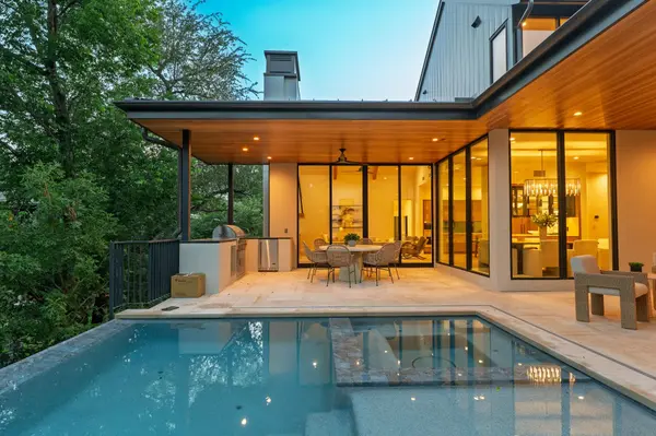 405 Honeycomb RDG, Austin, TX 78746