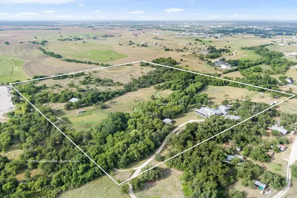 100 S Dewberry Creek TRL, Hutto, TX 78634