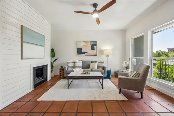3903 Seiders Ave #202, Austin, TX 78756