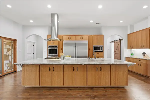224 Liberty Bell LN, Dripping Springs, TX 78620