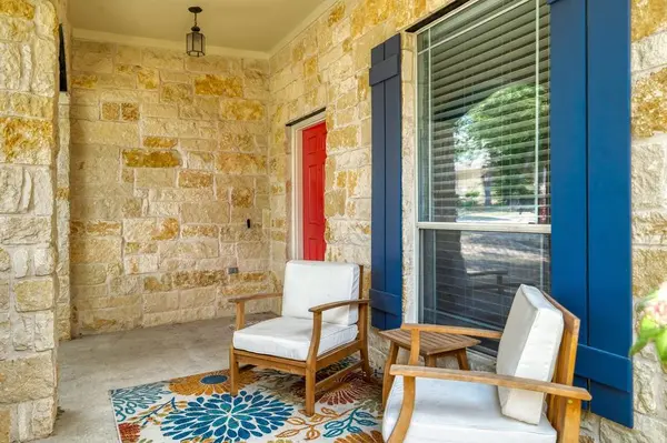1819 Melissa Oaks LN, Austin, TX 78744
