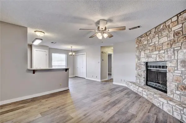 20800 Bonanza ST #A, Lago Vista, TX 78645