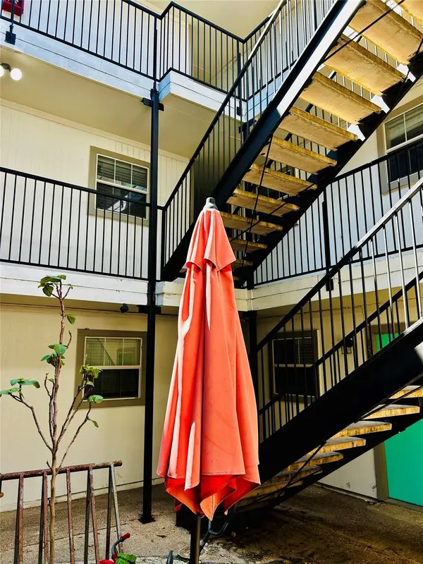 4410 Avenue F #211, Austin, TX 78751