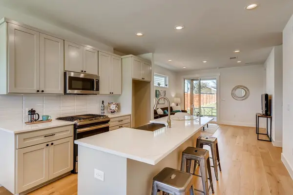 505 Kemp ST, Austin, TX 78741