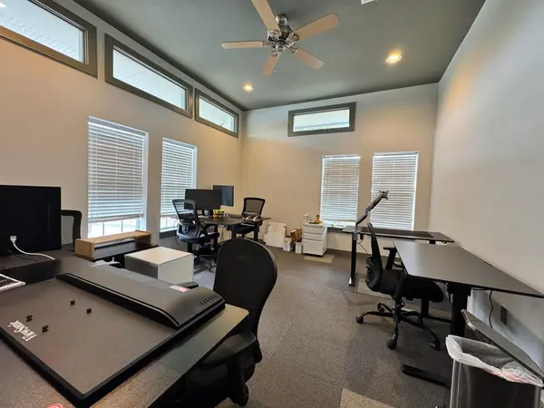3906 Menchaca RD, Austin, TX 78704