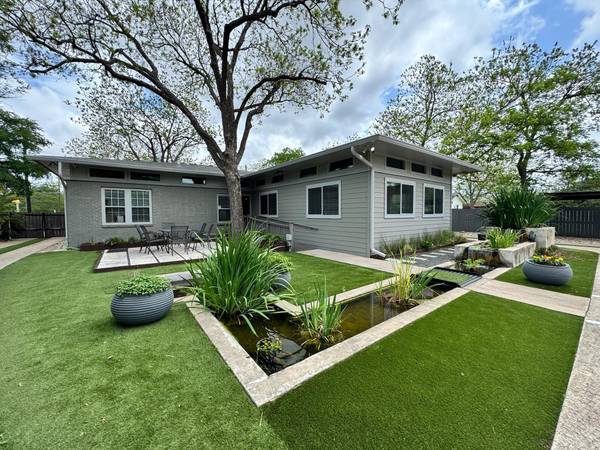 3906 Menchaca RD, Austin, TX 78704