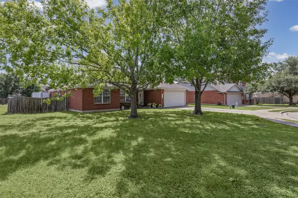 1313 Laurelleaf DR, Pflugerville, TX 78660