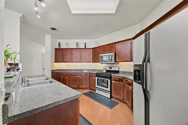 1313 Laurelleaf DR, Pflugerville, TX 78660