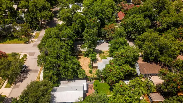 304 W 42nd ST, Austin, TX 78751