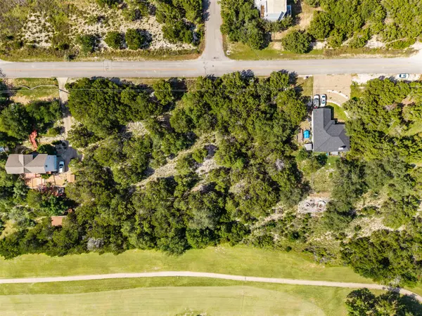 4712 Country Club DR, Lago Vista, TX 78645