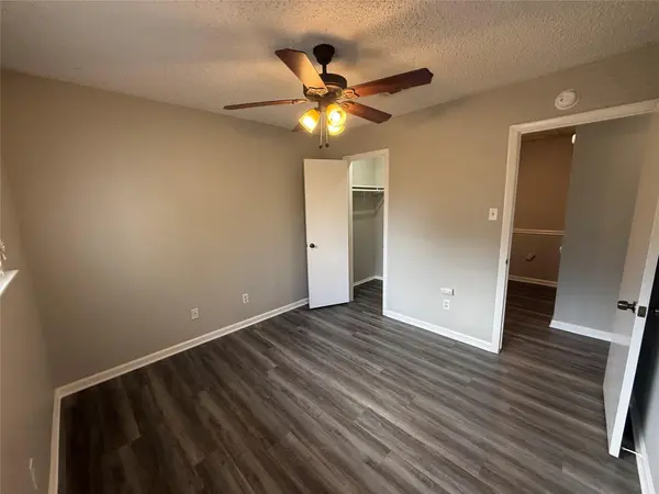 7001 Winedale DR #B, Austin, TX 78759