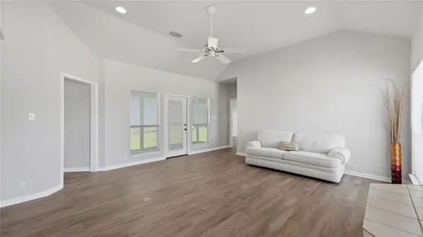 703 Lazy Bluff LN, New Braunfels, TX 78130