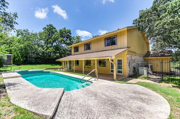 7644 PARKVIEW CIR, Austin, TX 78731
